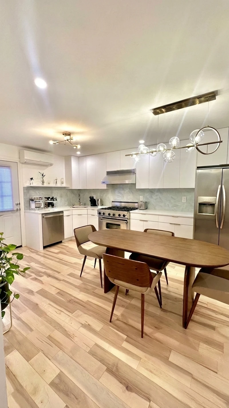 1 bedroom in Stuyvesant Heights photo 2