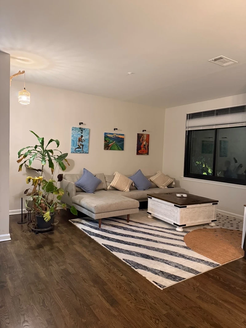 private room in Edgewater photo 4