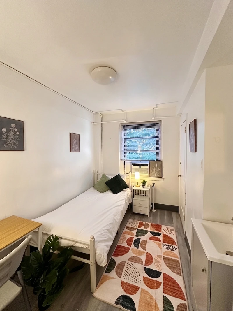 a room in Upper West Side photo 6