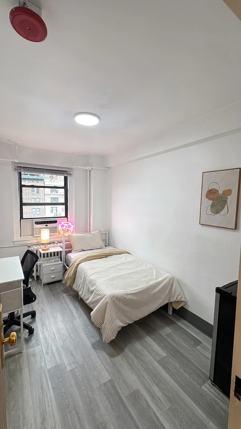 a room in Upper West Side photo 2