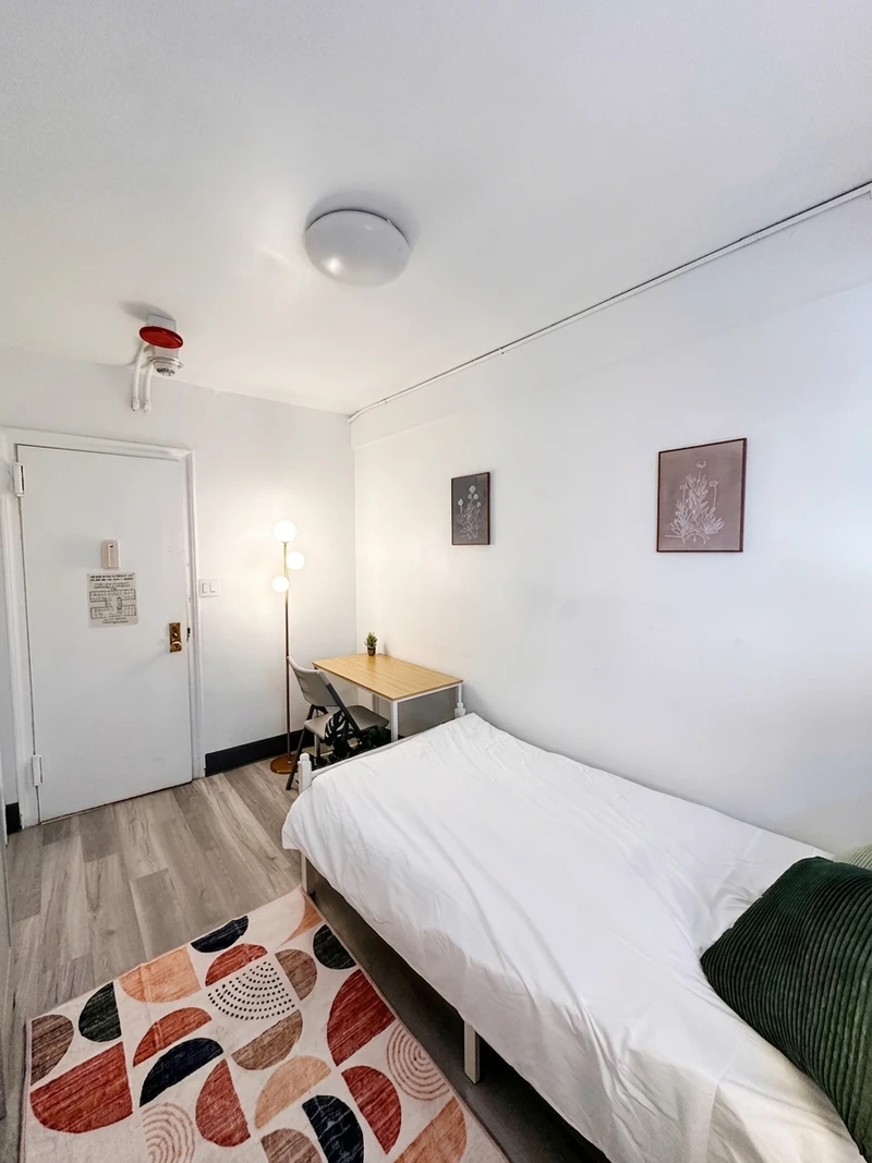 a room in Upper West Side photo 3
