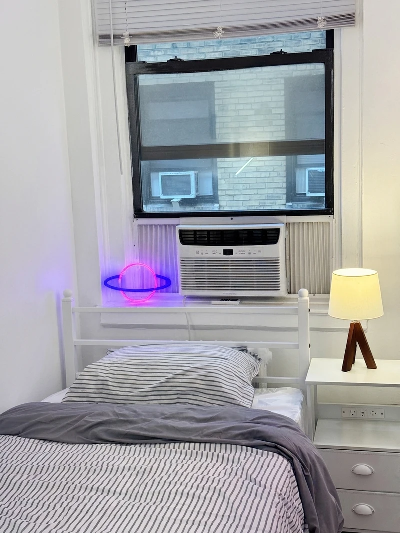 a room in Upper West Side photo 4