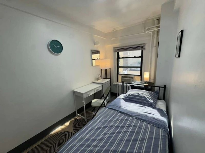 private room in Lincoln Square photo 2