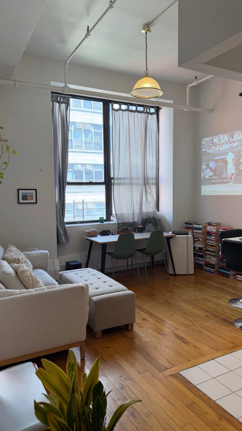 1 bedroom in Bedford-Stuyvesant photo 3