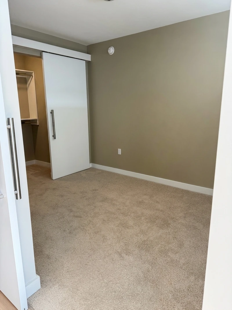 1 bedroom in Northeast Washington photo 2