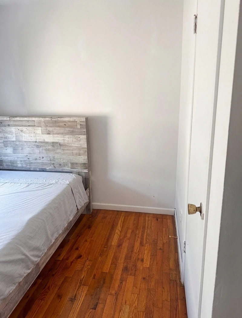 private room in Flushing photo 3