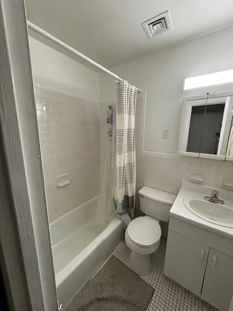 private room in Gramercy photo 3