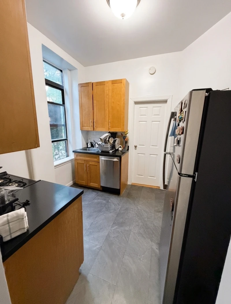 a room in Upper East Side photo 2