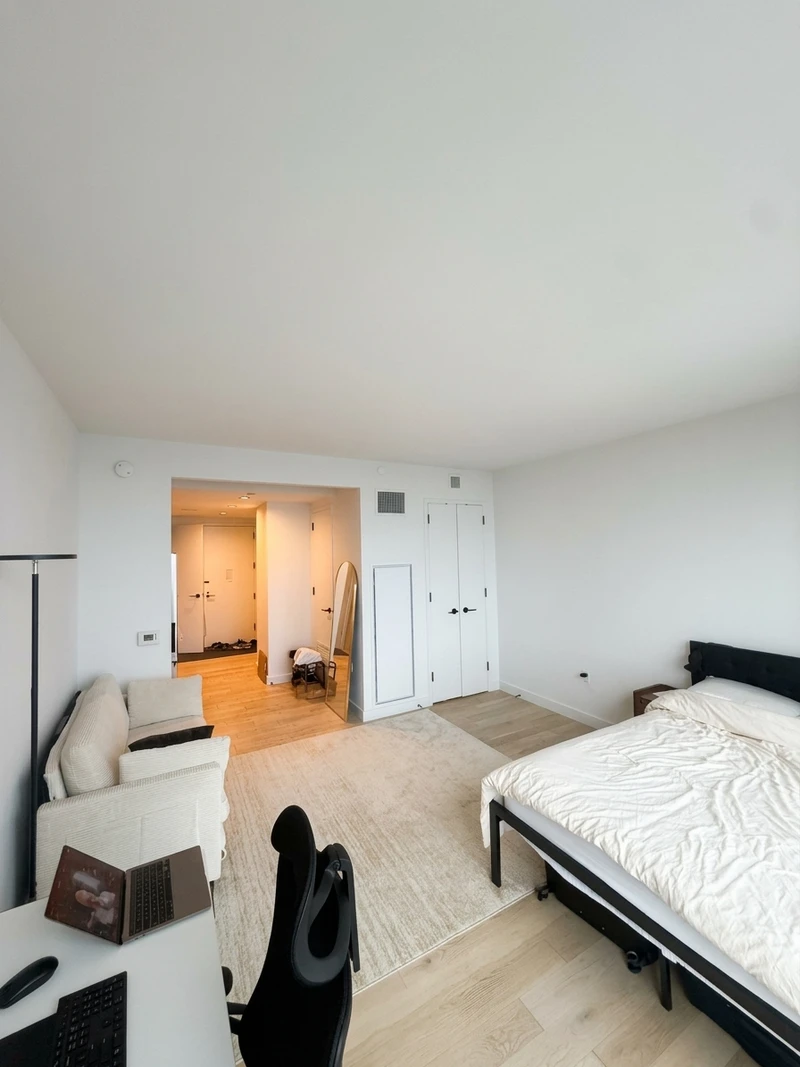 a studio in Downtown Brooklyn photo 3
