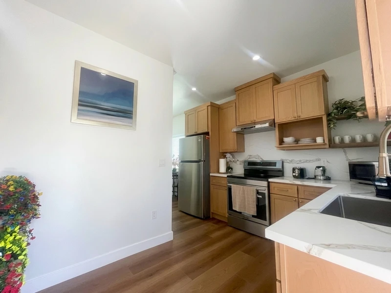 2 bedroom in Bolsa Chica-Heil photo 3