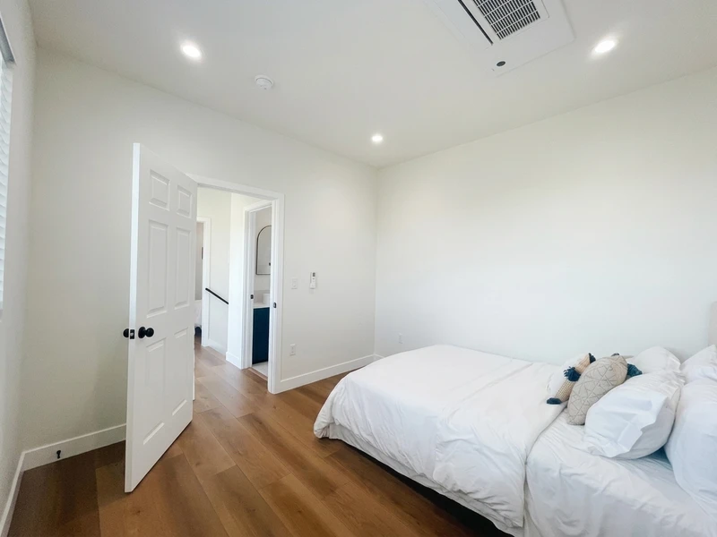 2 bedroom in Bolsa Chica-Heil photo 16