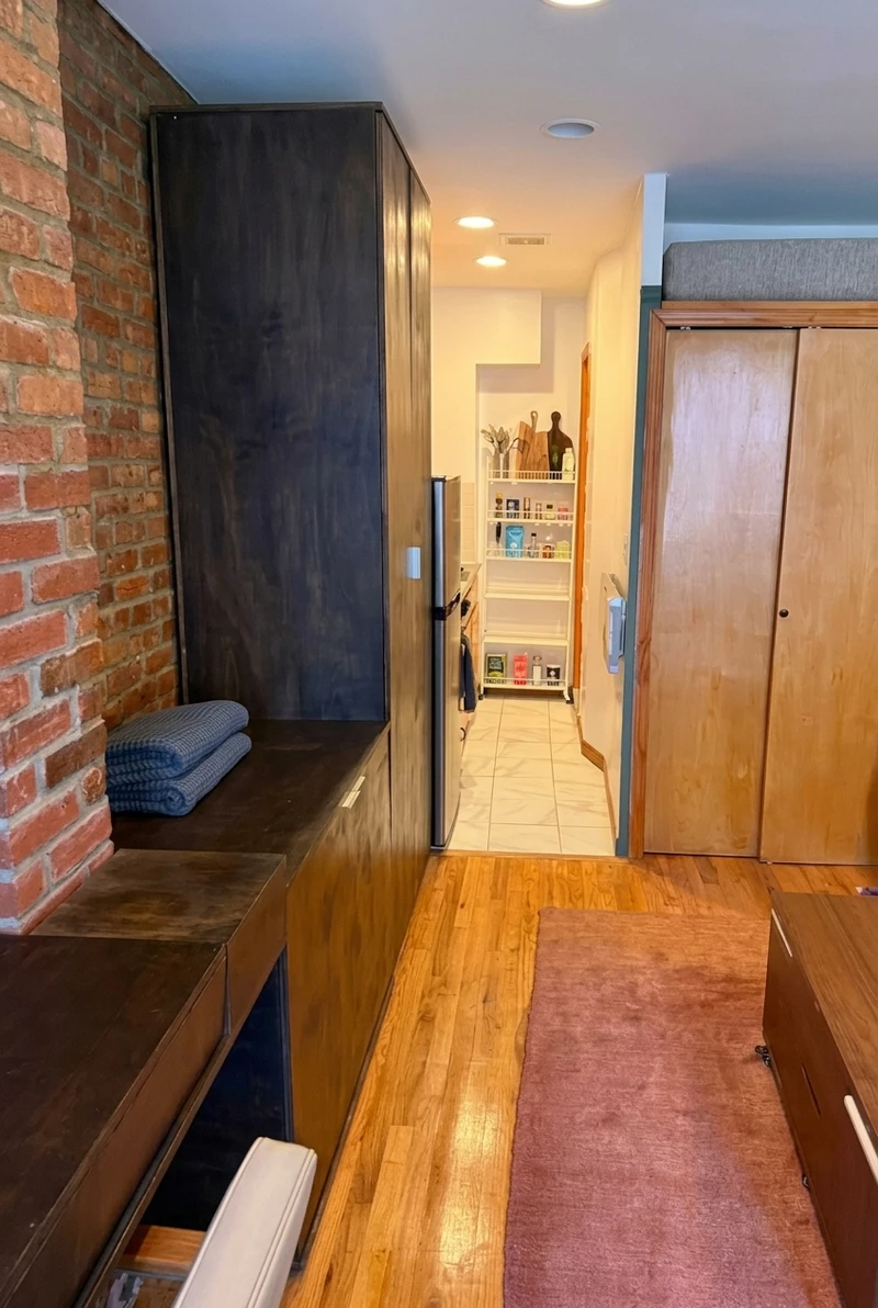 a studio in Lower East Side photo 5