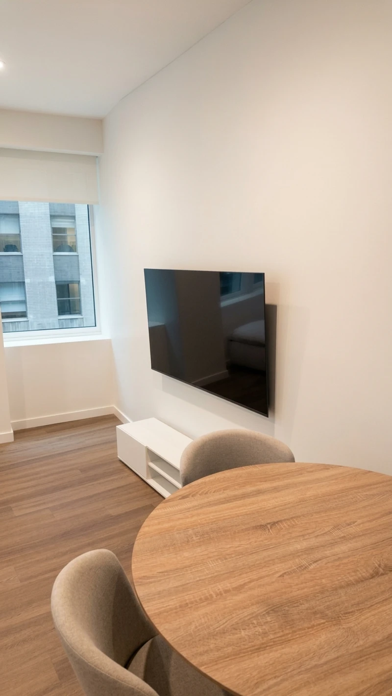 1 bedroom in Financial District photo 6
