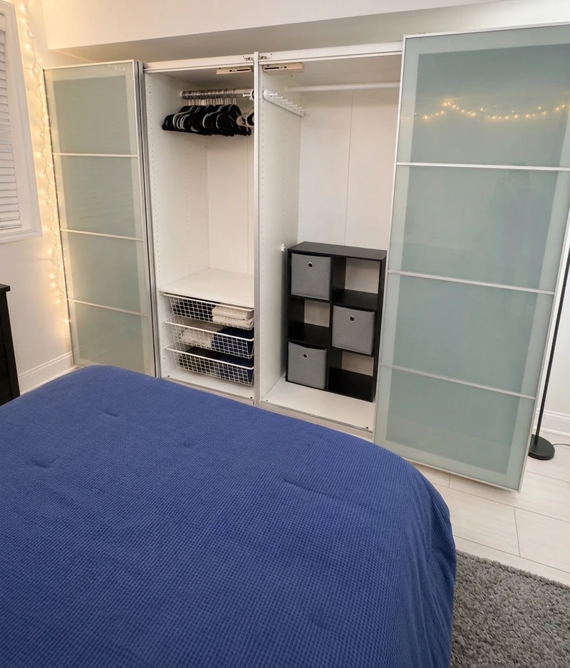 a room in Northwest Washington photo 3