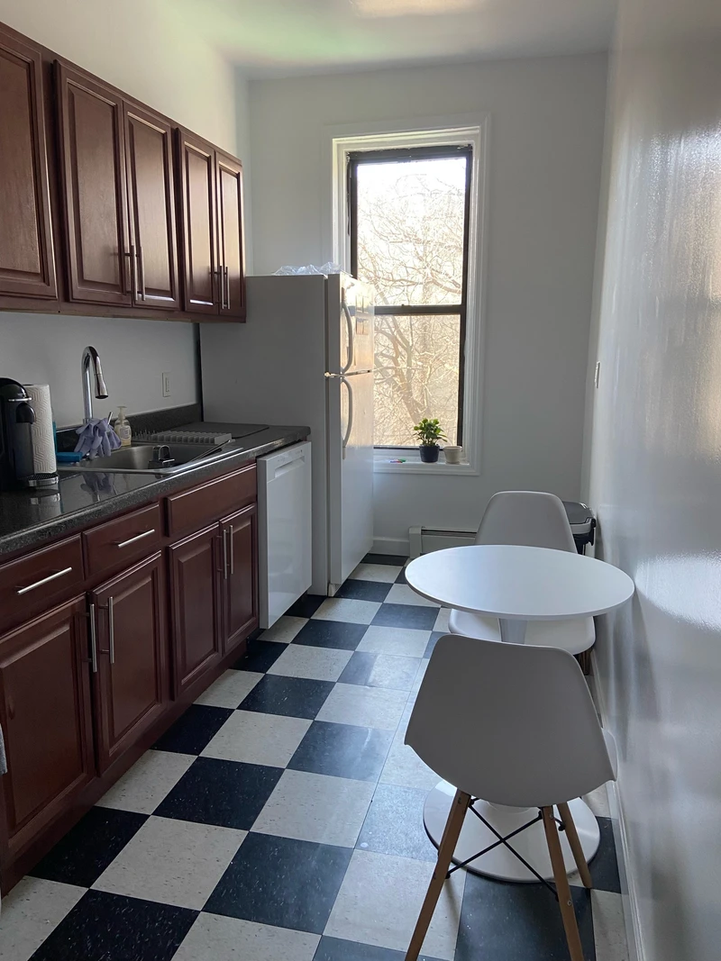 private room in Crown Heights photo 2