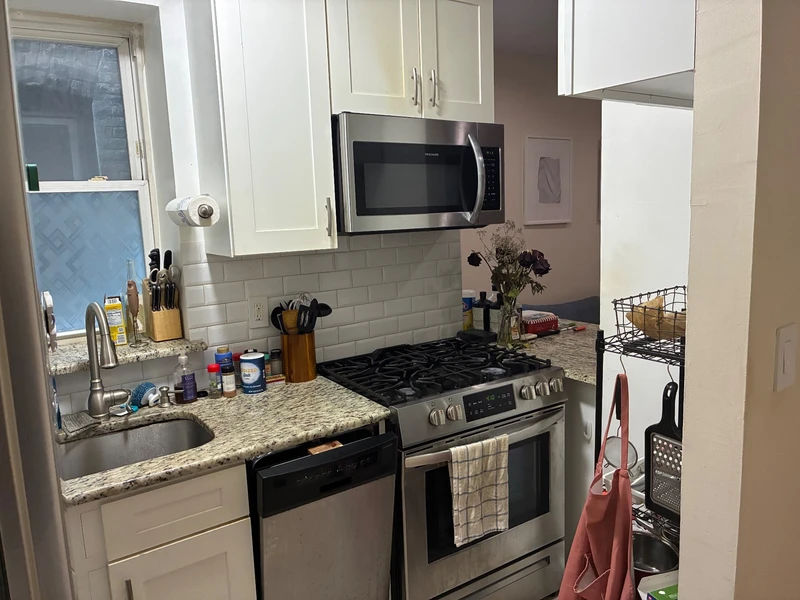 private room in The Heights photo 4