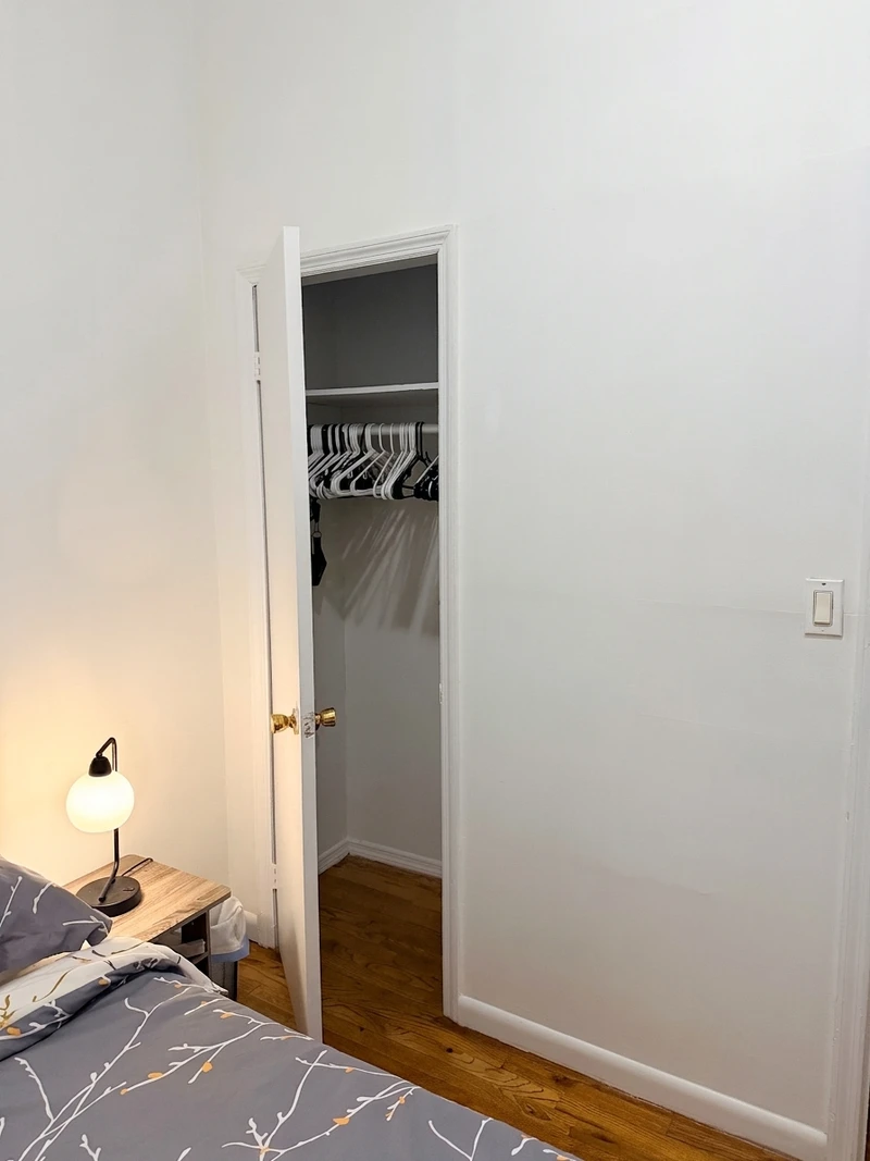 private room in Upper East Side photo 3