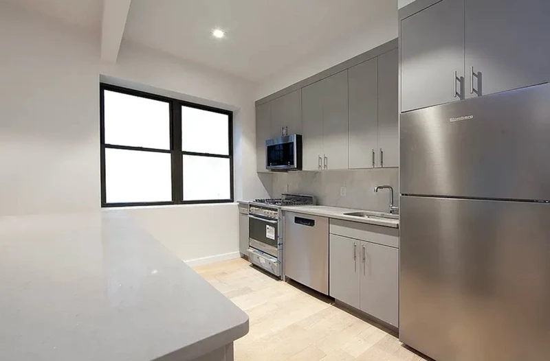 a room in Gramercy photo 2