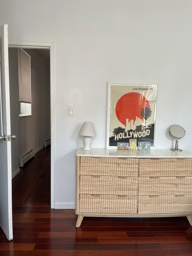 a room in Ocean Hill photo 2