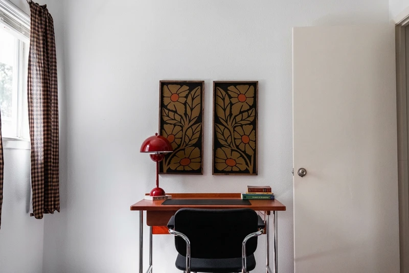 3+ bedroom in South Austin photo 6