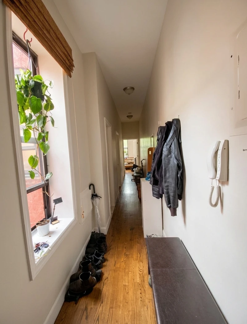 a room in Crown Heights photo 5