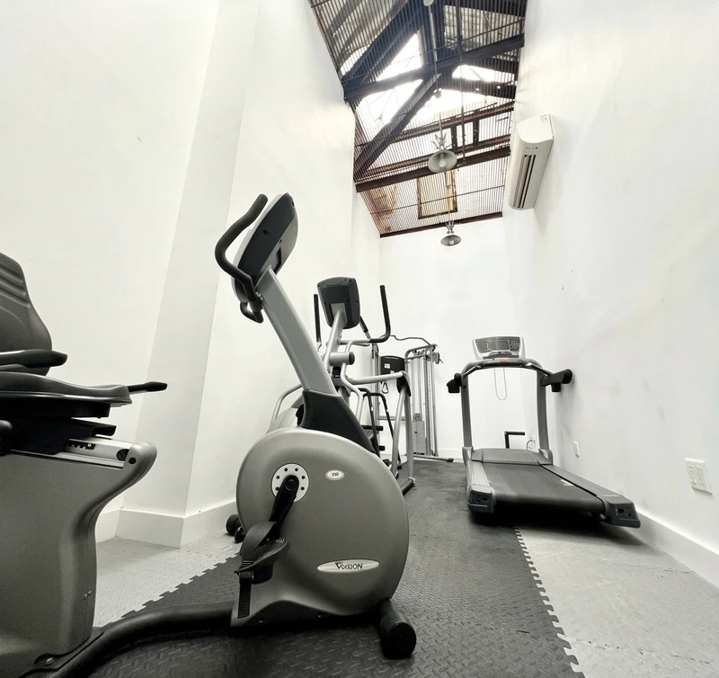 private room in Bedford-Stuyvesant photo 8