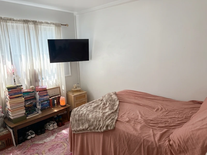 2 bedroom in Bedford-Stuyvesant photo 2