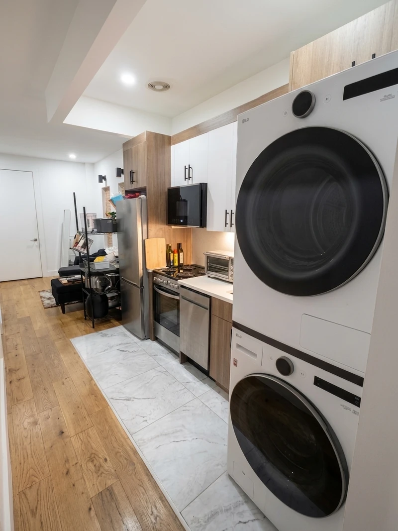 a room in Ridgewood photo 3