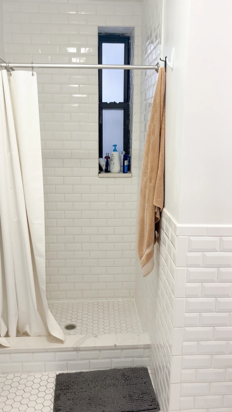 a room in Morningside Heights photo 5