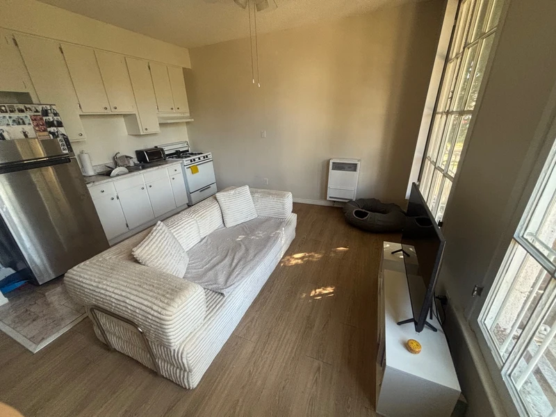 1 bedroom in Koreatown photo 3