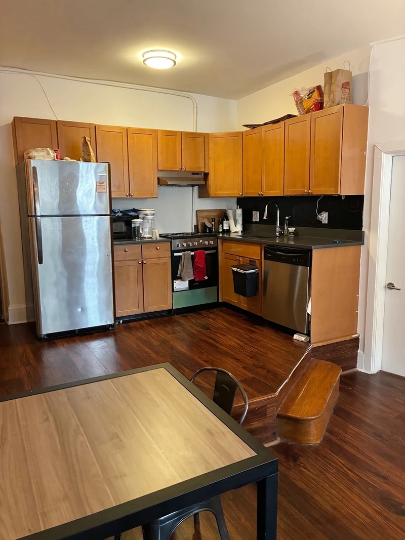 private room in University City photo 5