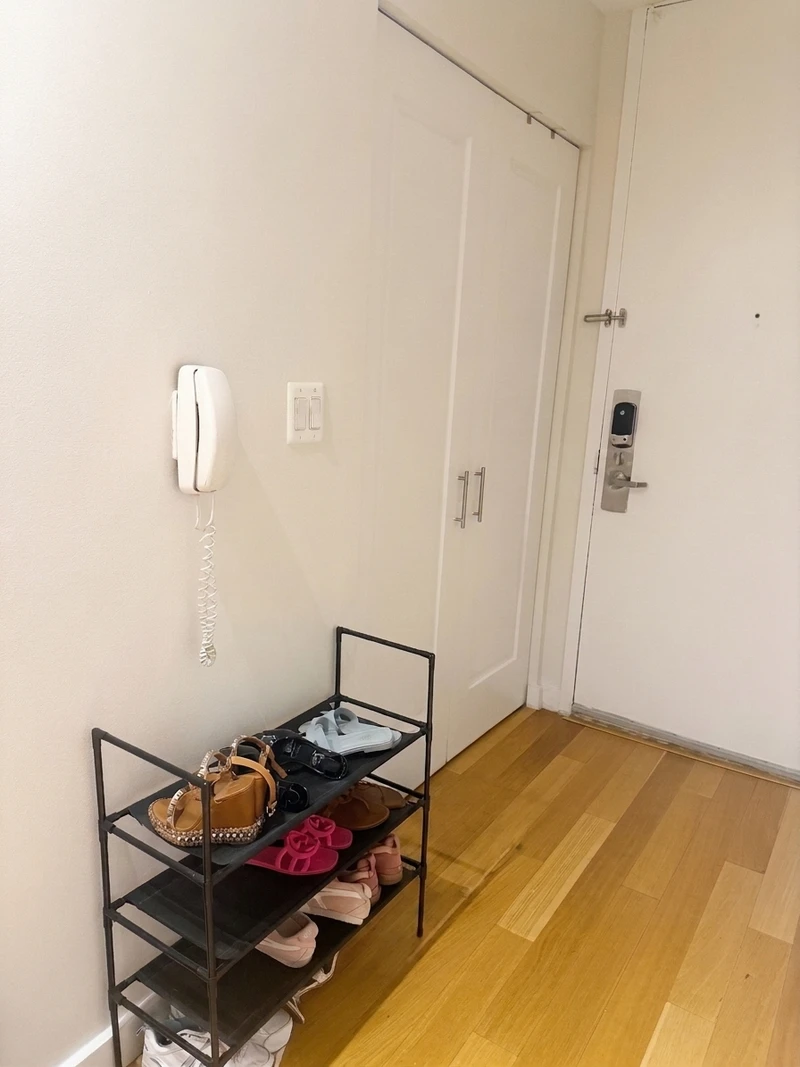 private room in Murray Hill photo 8