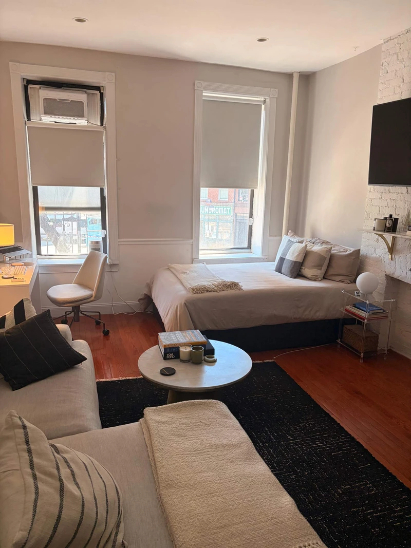 a studio in West Village photo 2