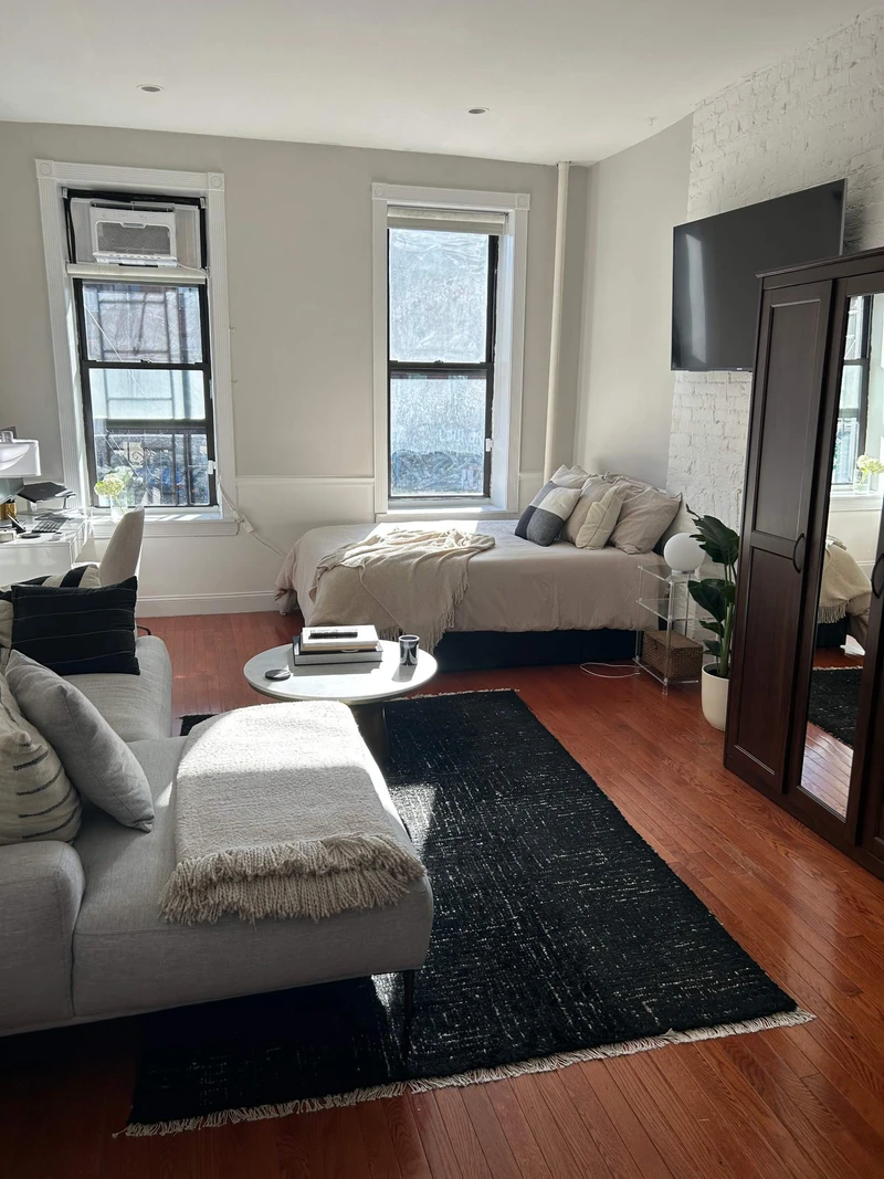 a studio in West Village photo 3