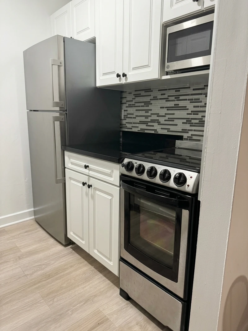 1 bedroom in Garment District photo 5