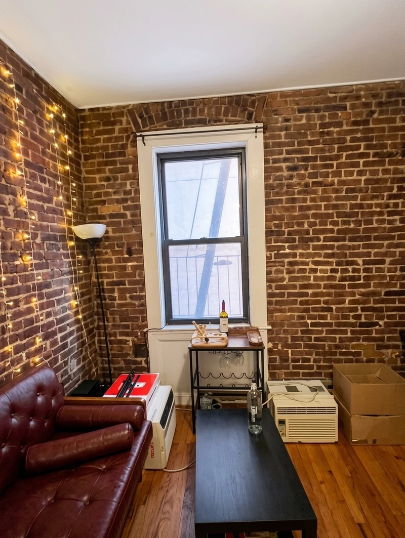 private room in Hamilton Heights photo 5