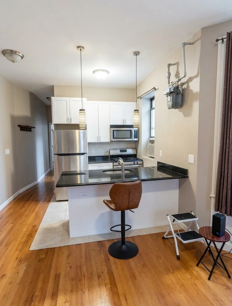private room in Hamilton Heights photo 5