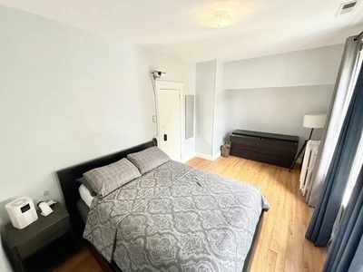 a room in North Bergen photo 2
