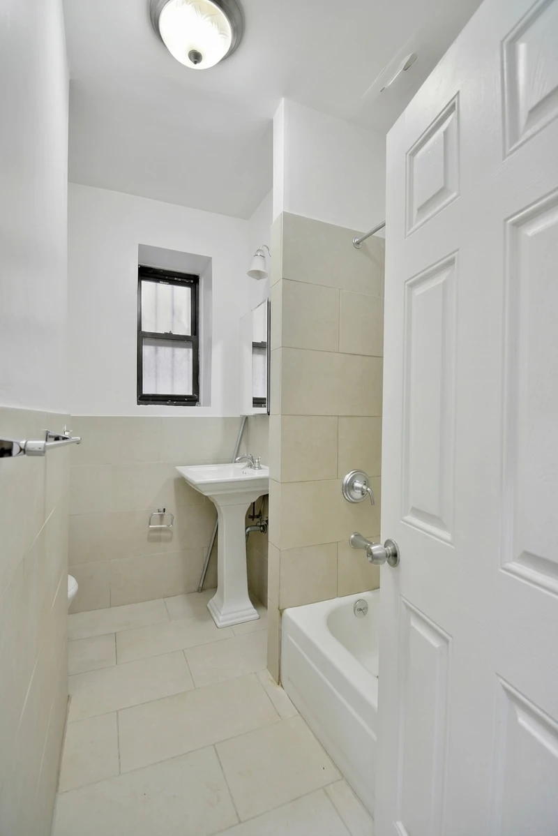 private room in Morningside Heights photo 2