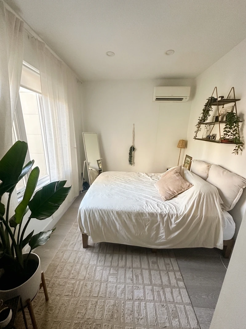 1 bedroom in Park Slope photo 4