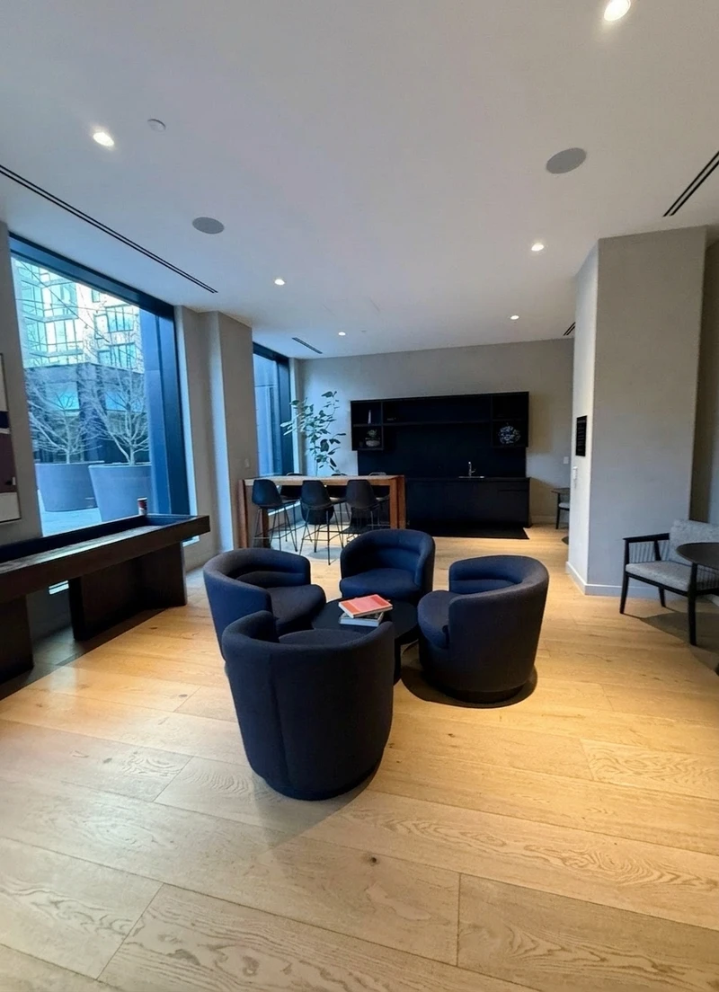 a room in Crown Heights photo 4