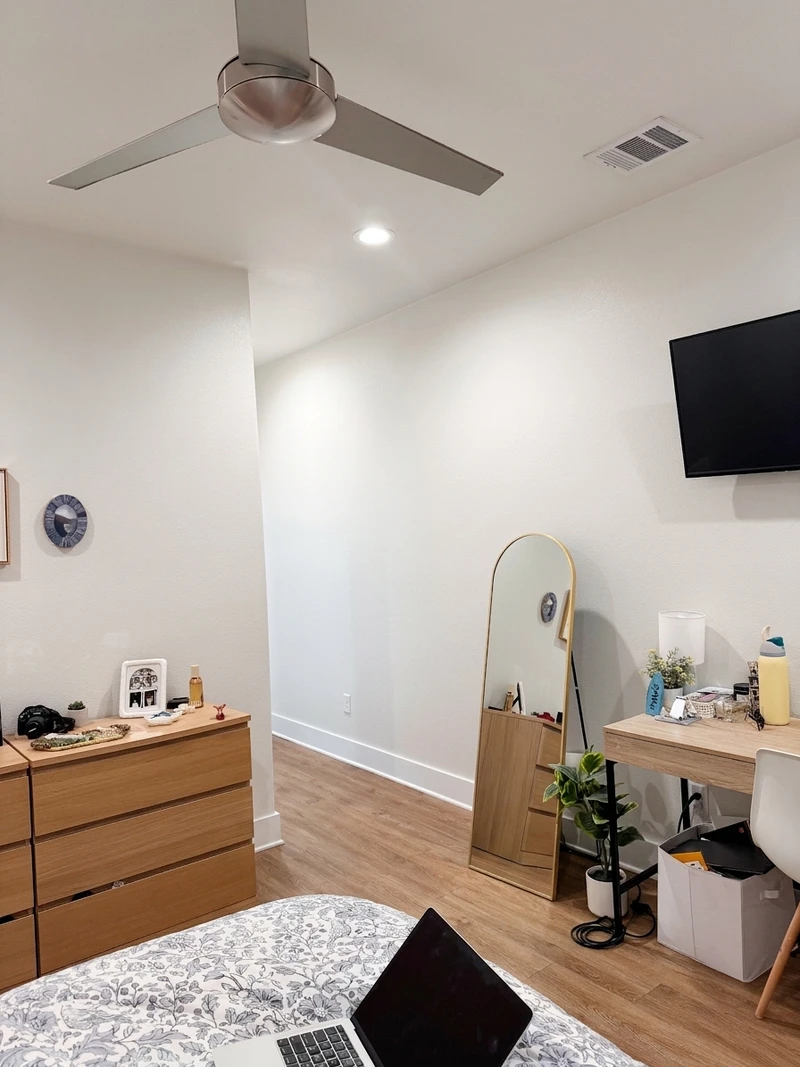 private room in Southwood Valley photo 2