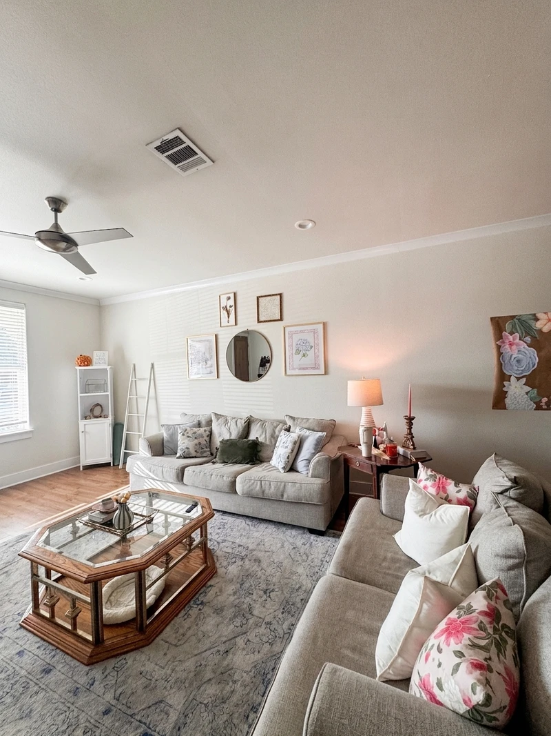 private room in Southwood Valley photo 10