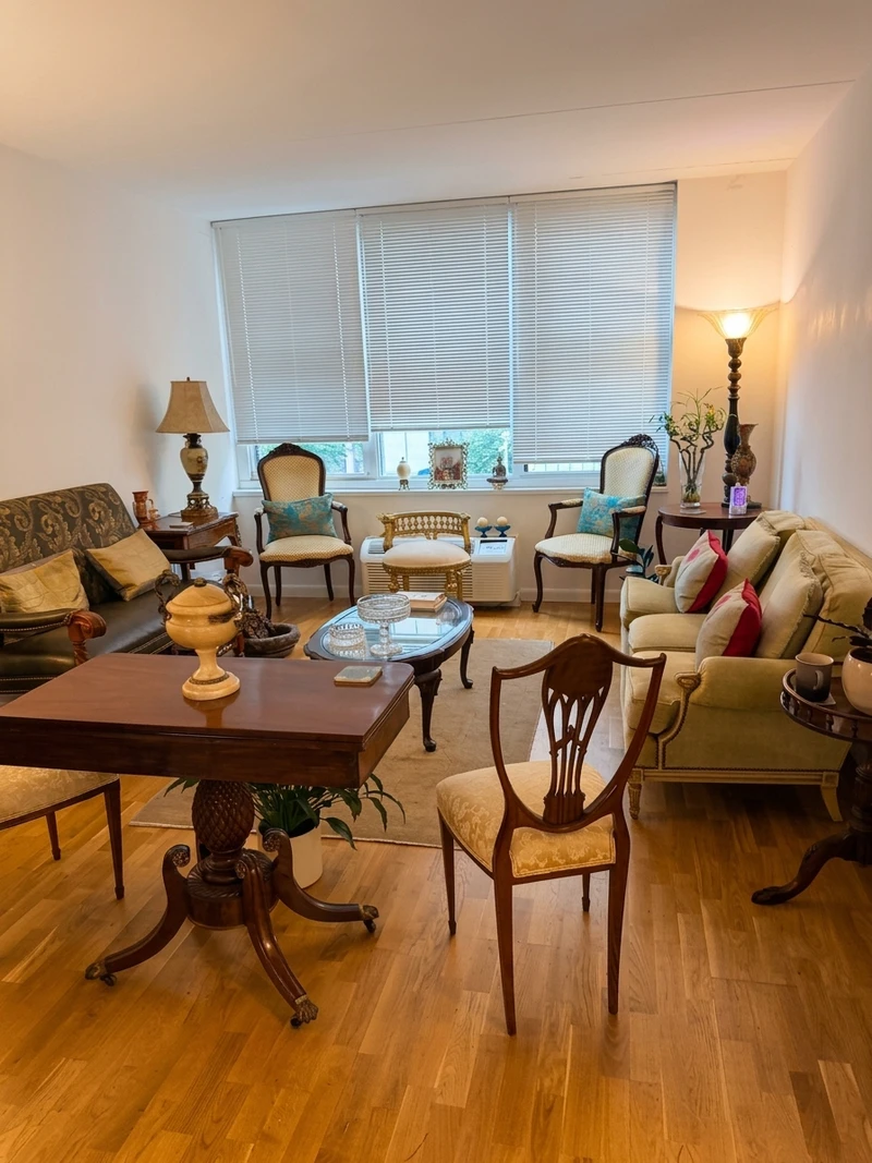 2 bedroom in Battery Park City photo 5