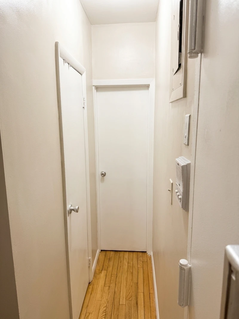 1 bedroom in Kips Bay photo 9