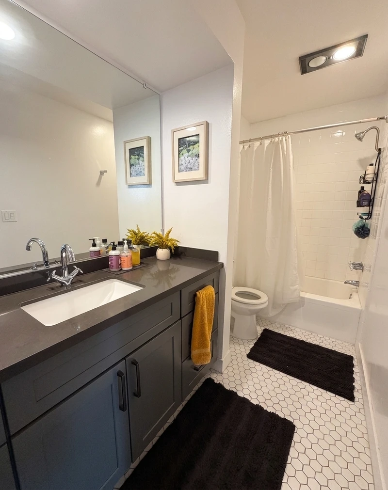 1 bedroom in Central LA photo 3