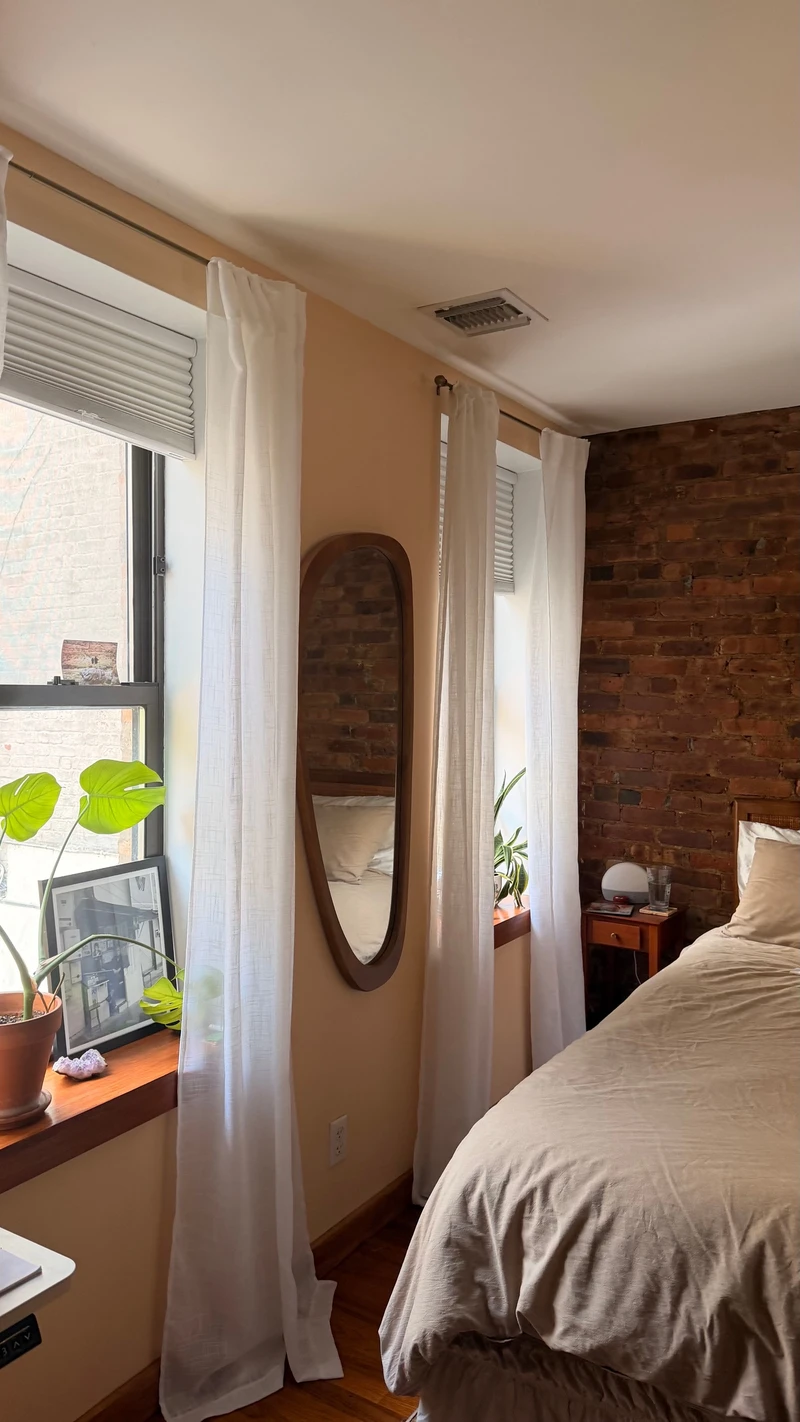 1 bedroom in Crown Heights photo 5