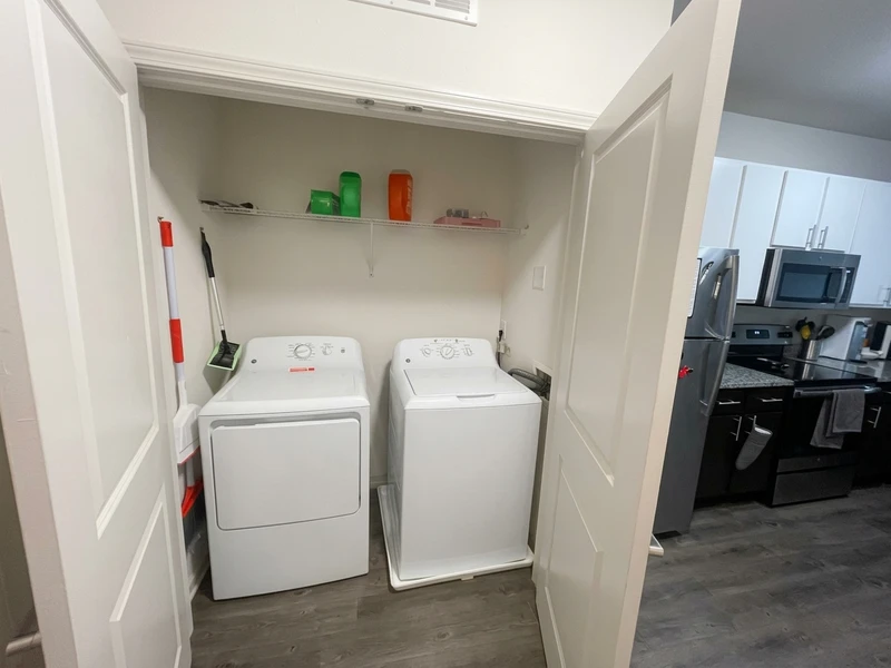 private room in College Downs photo 2