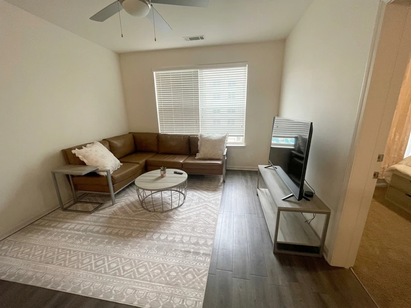 private room in College Downs photo 5