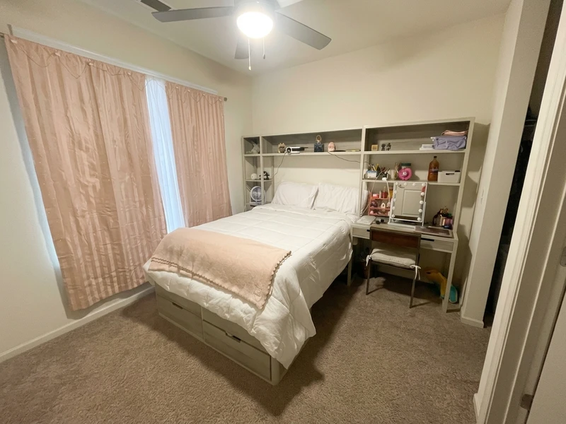 private room in College Downs photo 10